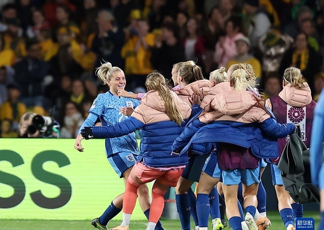 焦点大战：冰球上演巅峰碰撞的简单介绍