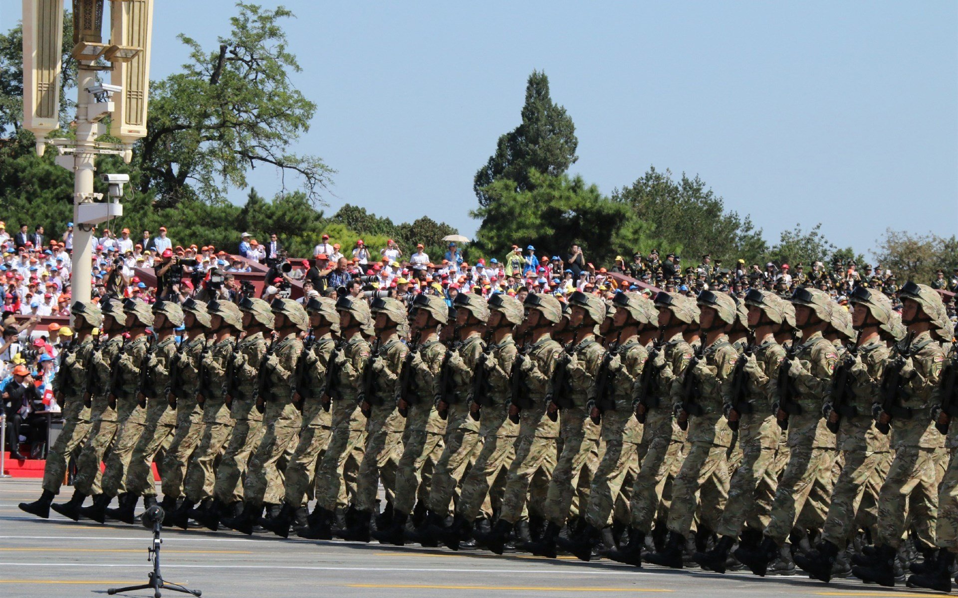 巅峰对话,铁闸封神,范戴克一夫当关,国际米兰力克那不勒斯