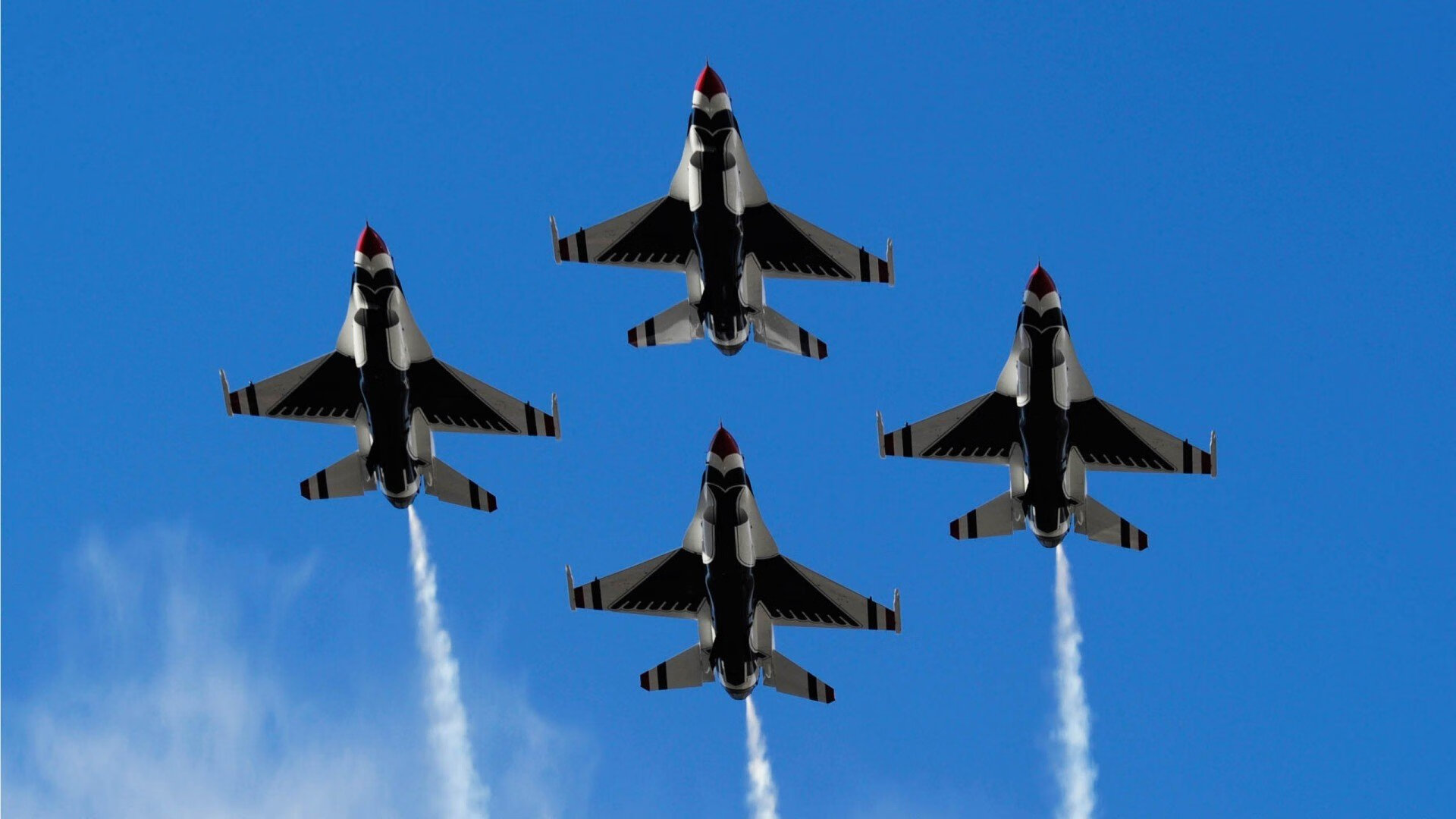 浓眉天神下凡！北京队闪电战横扫太阳，年度巅峰对决他一人定乾坤