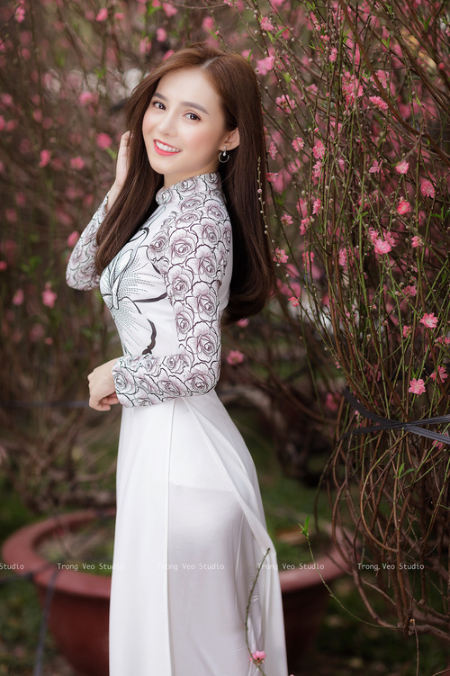 范戴克铁血点杀，阿尔瓦雷斯替补封神，哥斯达黎加2-1绝杀塞尔维亚，A组生死战变天